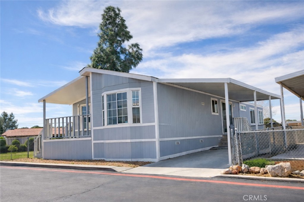 8450 G Avenue 63