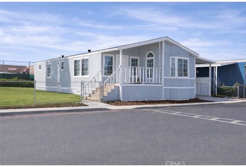 Photo of 8450 G Avenue #63, Hesperia, CA 92345 (MLS # HD26050886)