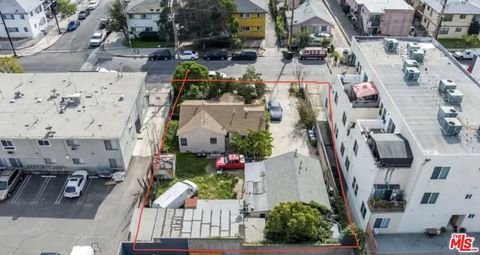 Photo of 12009 Hart Street, North Hollywood, CA 91605 (MLS # 26657151)