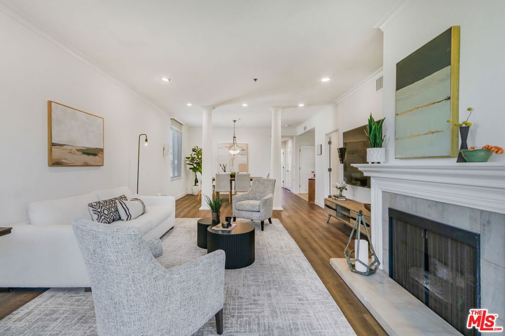 211 California Avenue 501