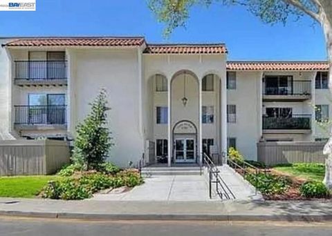 Photo of 1720 Halford Avenue Ave, Santa Clara, CA 95051 (MLS # 41136197)