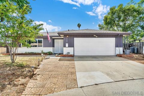 Photo of 13101 Pam Lane Ln, Lakeside, CA 92040 (MLS # 260010202SD)