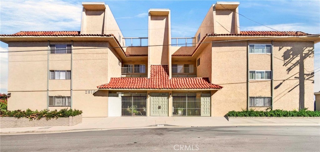2910 S Peck 6