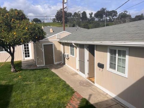 Photo of 534 4th Street #Unit A, Hollister, CA 95023 (MLS # ML82028974)