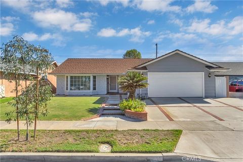 Photo of 811 N Handy Street, Orange, CA 92867 (MLS # PW25234156) Photo of 811 N Handy Street, Orange, CA 92867 (MLS # PW25234156)