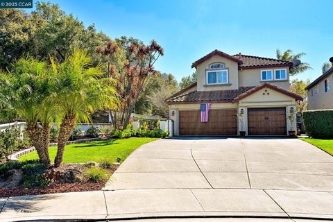 Photo of 5233 5233 Boulder Ct Ct, Concord, CA 94521 (MLS # 41125656)