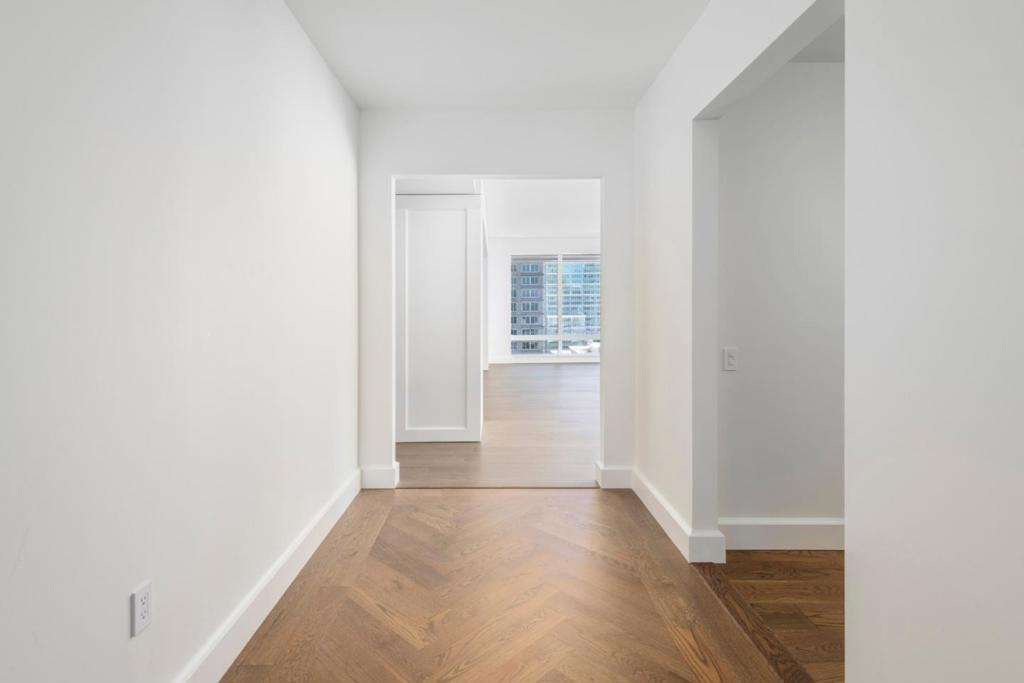 706 Mission Street 16B