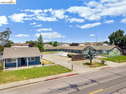 Photo of 1637 Kidder Ave AVE, Fairfield, CA 94533 (MLS # 41141563)