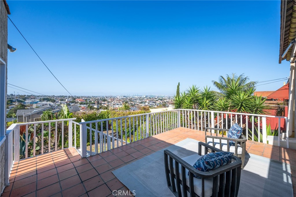 872 W 21st Street