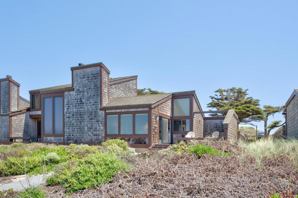 274 Monterey Dunes Way