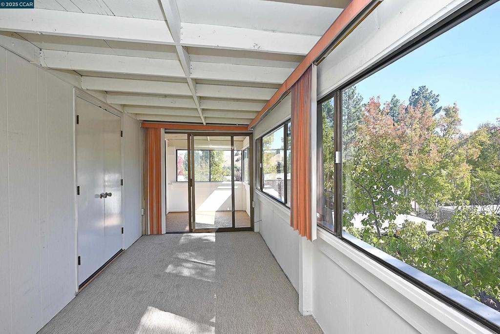 ROSSMOOR - Residential