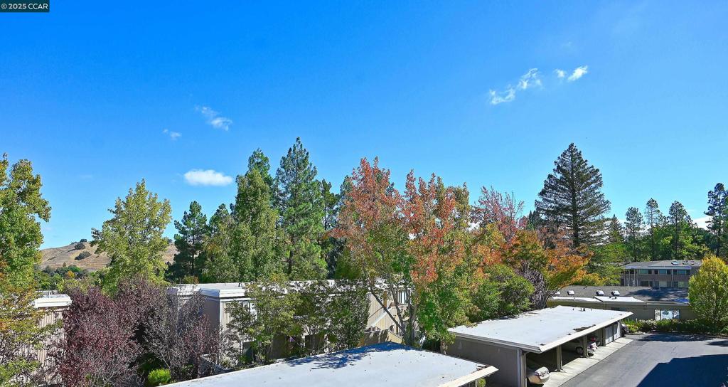 ROSSMOOR - Residential