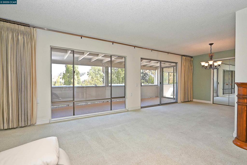 ROSSMOOR - Residential