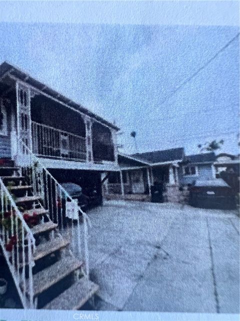 Photo of 629 GAGE Avenue, Los Angeles, CA 90044 (MLS # DW26067618)