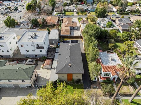 Photo of 5619 Irvine Avenue, North Hollywood, CA 91601 (MLS # SR26031123)