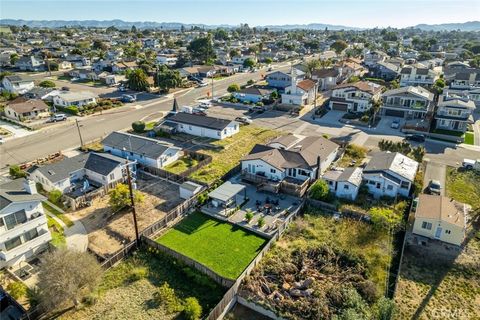 Tiny photo for 363 N 5th St St, Grover Beach, CA 93433 (MLS # SC26057947)