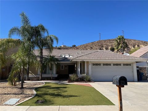 Photo of 3538 Pear Blossom Ln, Lake Elsinore, CA 92530 (MLS # SW25247535) Photo of 3538 Pear Blossom Ln, Lake Elsinore, CA 92530 (MLS # SW25247535)