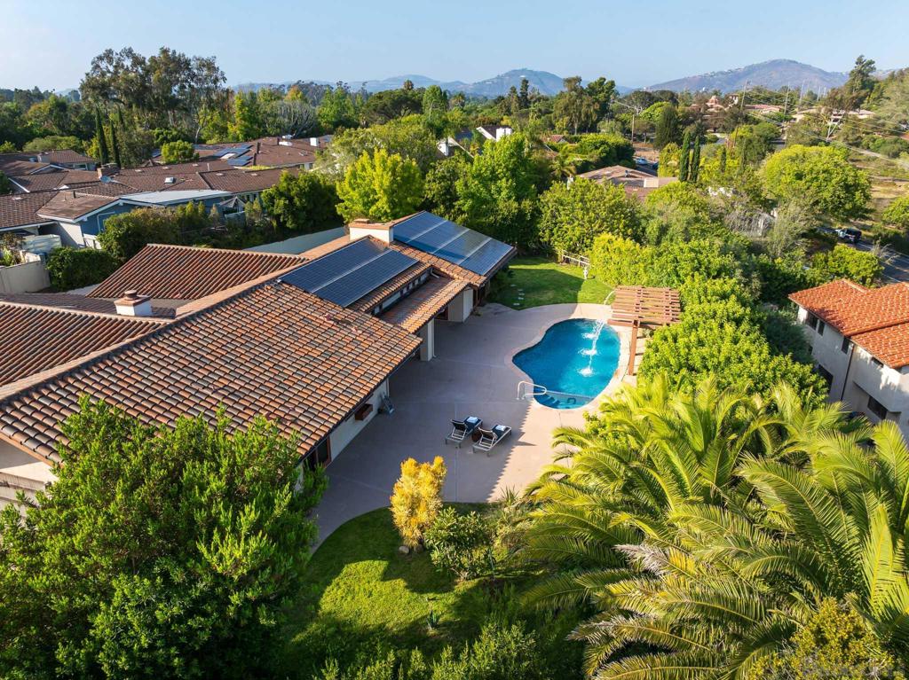 Rancho Santa Fe - Residential
