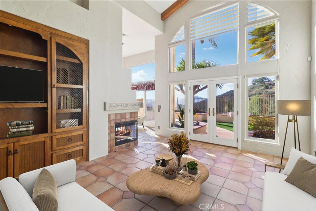 2183 View Crest Glen