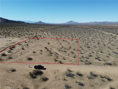 Photo of 0 Atchison Rd, Apple Valley, CA 92307 (MLS # HD26106404)