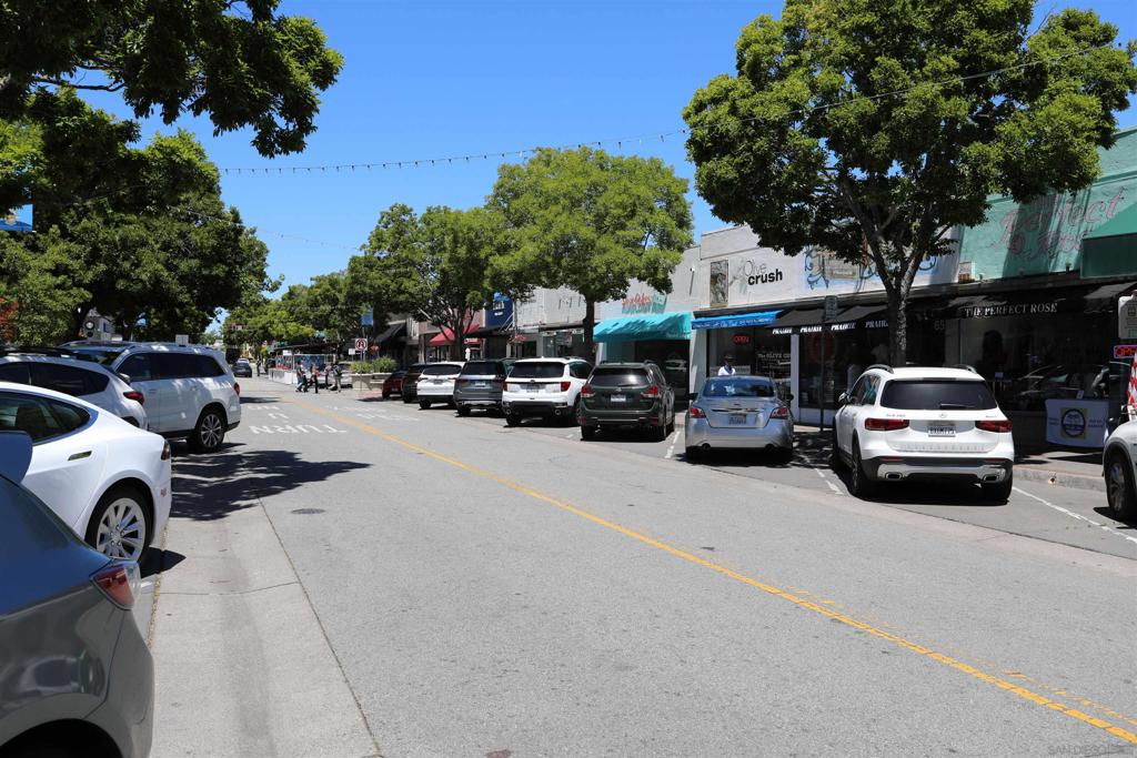 We are pleased to present a unique investment opportunity to acquire the fee-simple interest in a strategically located Downtown San Carlos commercial property. Located at the entrance to the buzzing downtown scene along Laurel street packed with an eclectic blend of regional businesses and national brands. The property offers fully (100%) leased in place stabilized income delivering investors flexibility and leverage to achieve maximum value for the assets. The property is ripe with adaptive reuse opportunity. The property can be sold with two (2) commercial buildings on the same block (625-629 Laurel St & 641-645 Laurel Street) for a total sale price of $6,350,000.