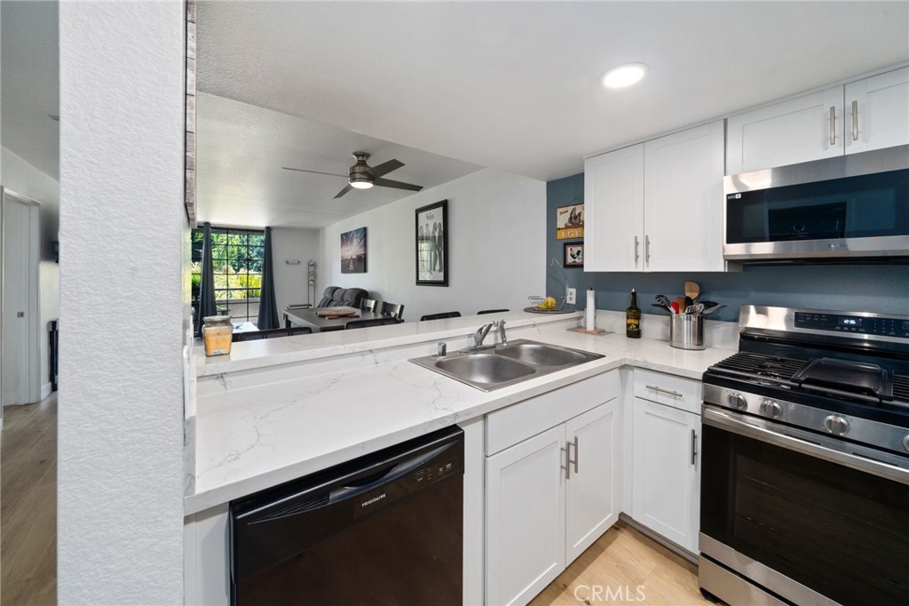 1237 e 6th street 201