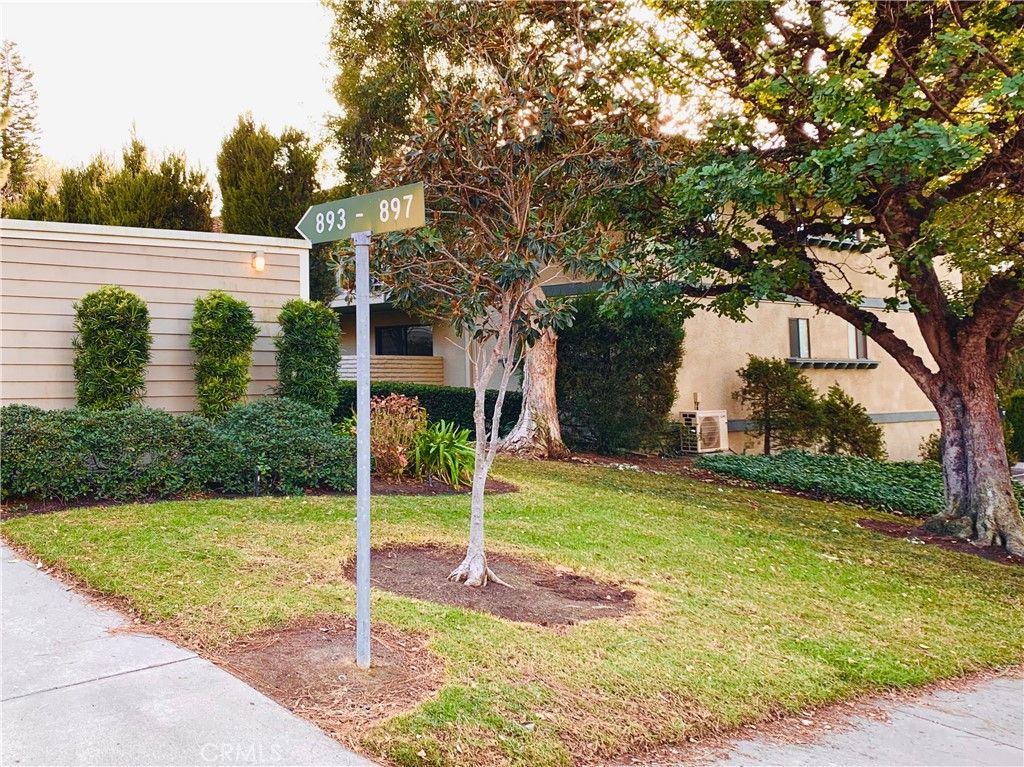 listing image 130721100258580322903
