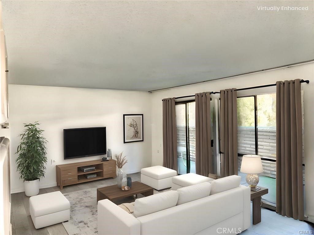 listing image 130725004049400434421
