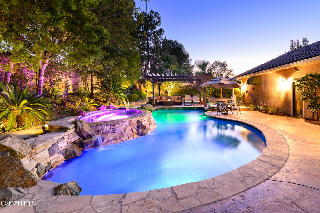 936 Vivian Circle