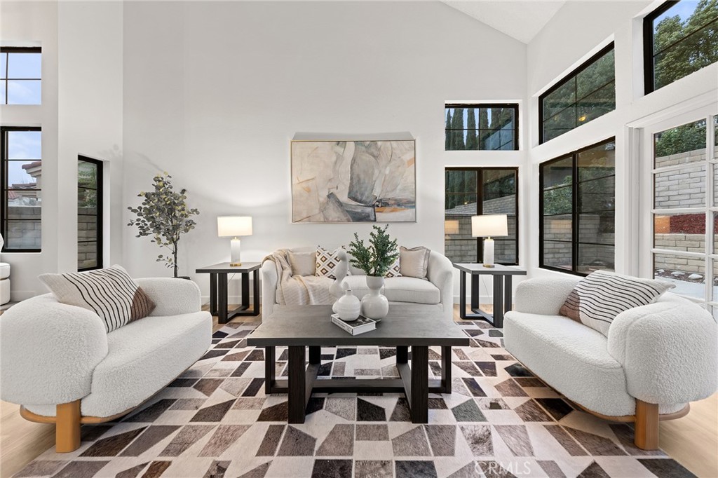 10302 Northridge Drive