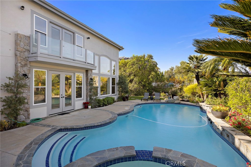 20 Edgewood
