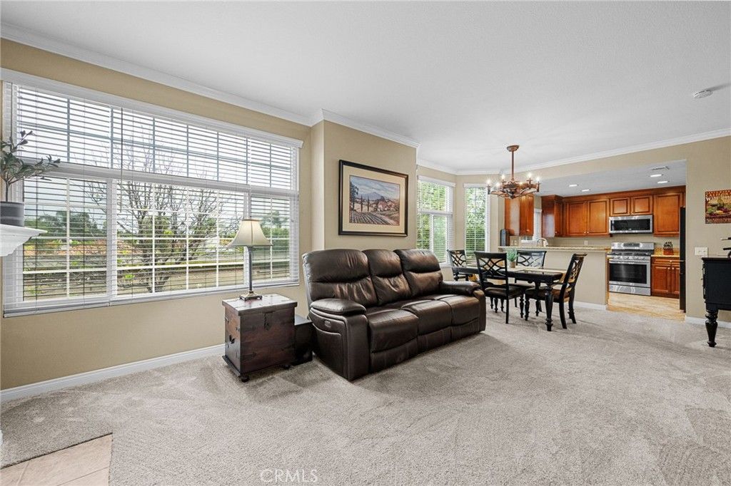 listing image 130723872577395001483