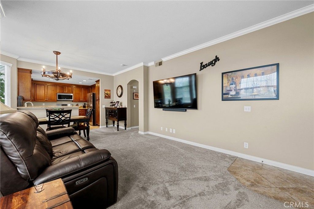 listing image 130728545774545323114