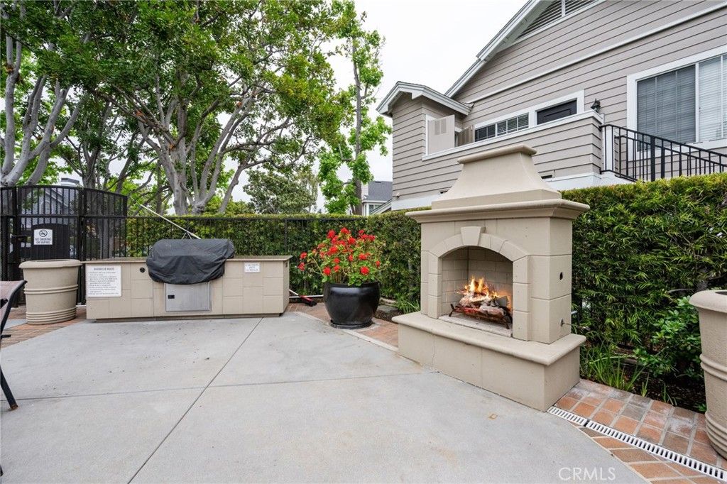 listing image 130722193138362564687