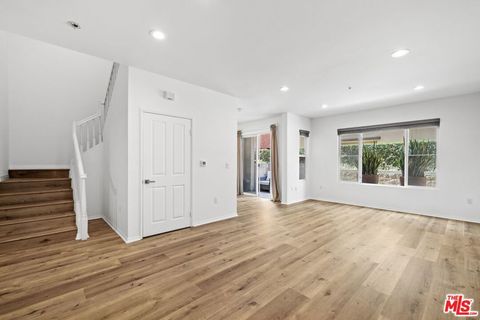 6020 Seabluff Drive 113 Playa Vista CA 90094