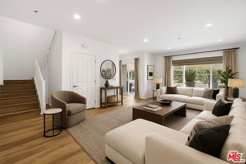 6020 Seabluff Drive 113 Playa Vista CA 90094