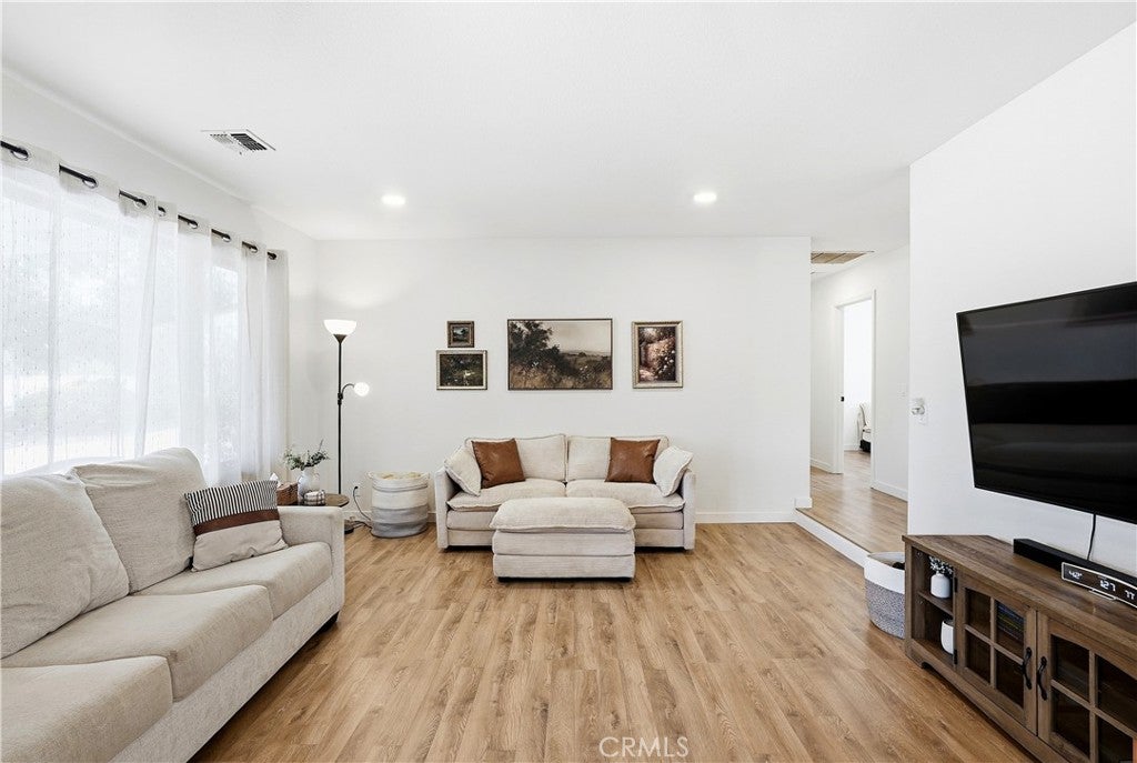 43831 Victor Place