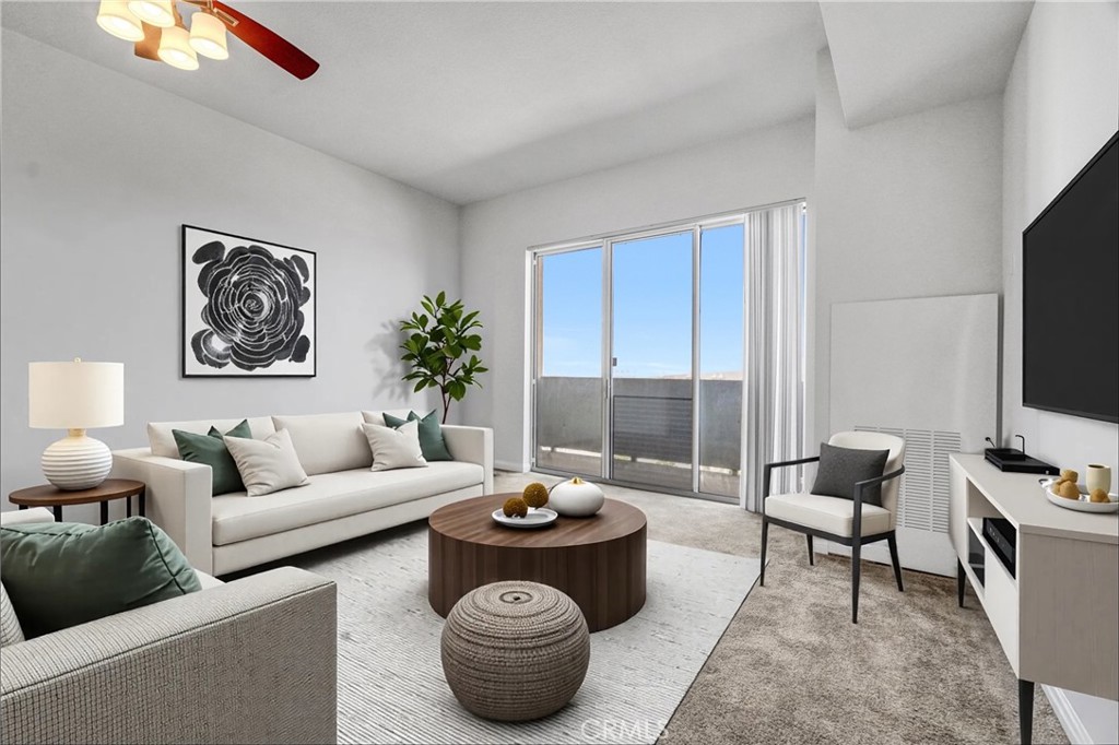 388 E Ocean Boulevard 1215