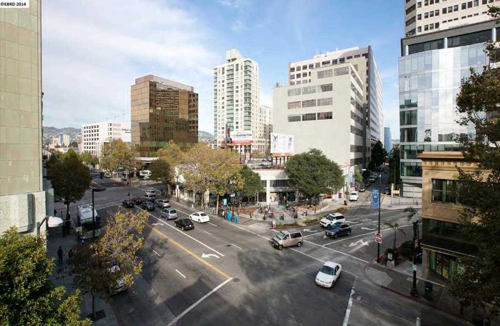 2131 Broadway