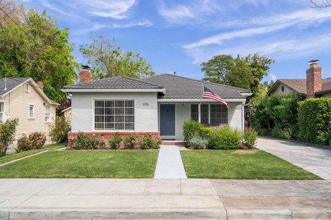 Photo of 656 N 16th Street, San Jose, CA 95112 (MLS # ML82042492)