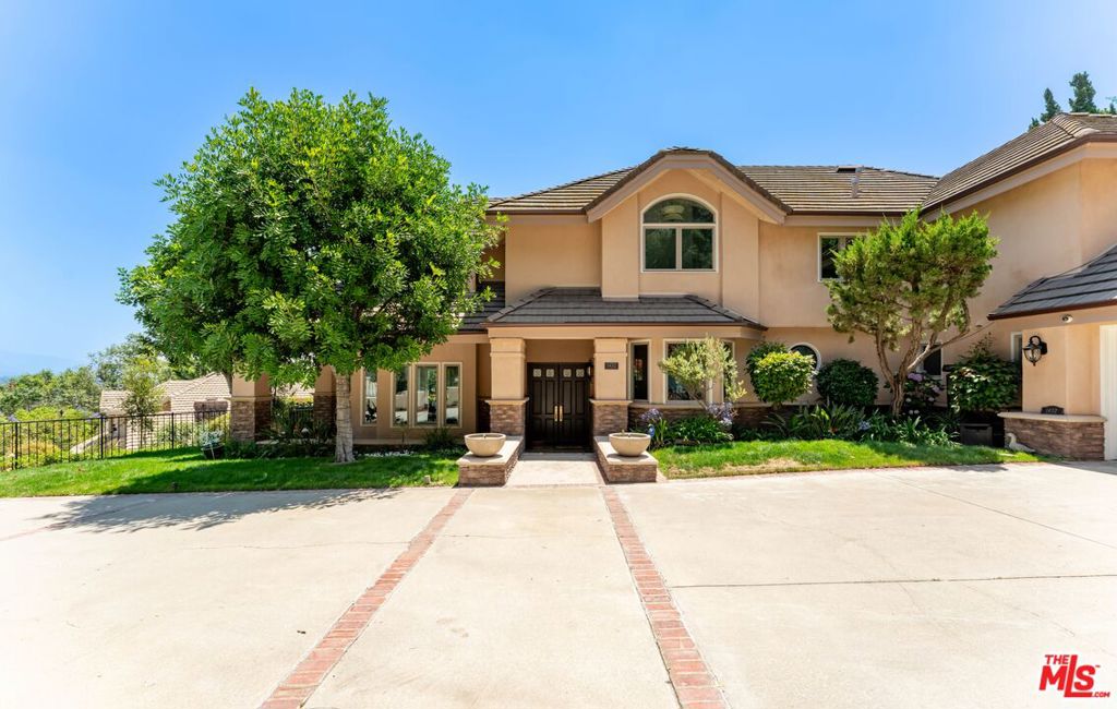 1432 Rutherford Drive, Pasadena CA 91103