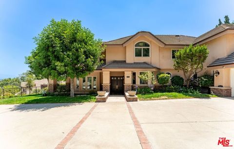 Photo of 1432 Rutherford Drive, Pasadena, CA 91103 (MLS # 26841087)
