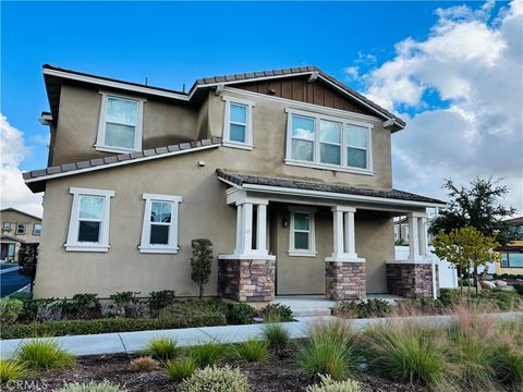 Photo of 40681 Birchfield Dr, Temecula, CA 92591 (MLS # SW25263026)