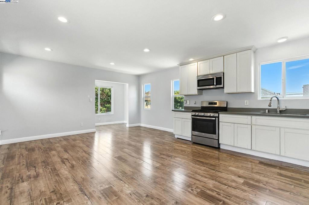 This freshly renovated vacant duplex blends modern comfort with urban convenience. Each spacious unit features 2+ bedrooms, updated finishes, hook-ups for an in-unit washer and dryer, and plenty of natural light. Residents enjoy shared access to a landscaped yard—ideal for relaxing or entertaining—as well as a dedicated off-street parking space. Located just minutes from BART and major bus lines, this property is perfect for homeowners or investors seeking a move-in ready opportunity in the heart of Oakland!