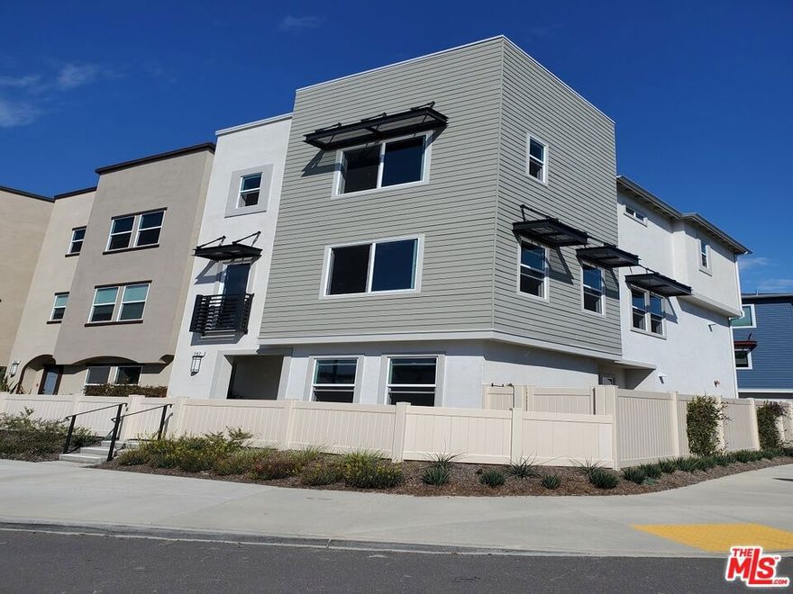 Welcome to your sunny and bright  home. This newly constructed corner townhouse consists of a brilliant flour plan that was the model for other units. It is made or 4 bright and spacious bedrooms, 3 1/2 bathrooms, a welcoming and open living and dining room area, and a kitchen filled with quartz counter tops, island, and a walk-in pantry. There is also a communal pool, entertainment area, and playground for children. Located in Grace Park, Inglewood, this home is right by SoFi Stadium, The Los Angeles Forum, YouTube Theater and Hollywood Park. Feel the comfort of a townhouse without the hassle or expenses of owning a single-family home.