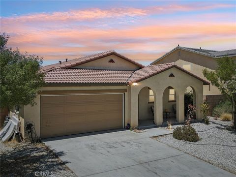 15756 McVay Ln. Adelanto CA 92301