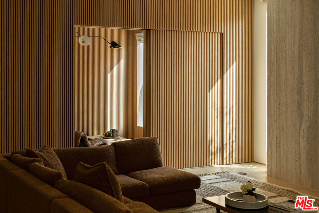 1557 Tower Grove Drive