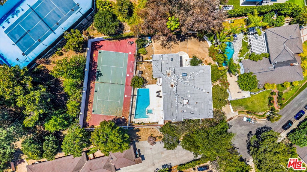 15656 Crownridge Place