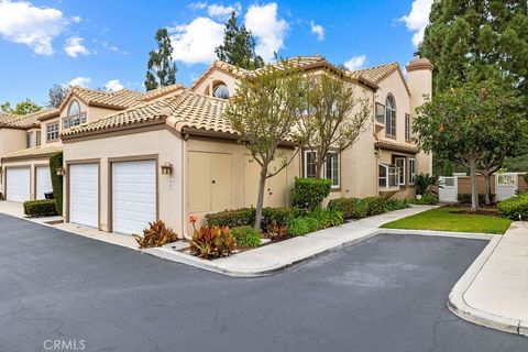 Photo of 69 Via Abruzzi, Aliso Viejo, CA 92656 (MLS # OC26103595)