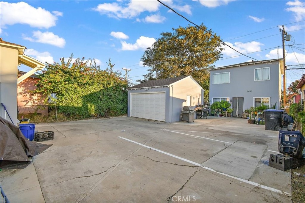 3738 E 53rd Street